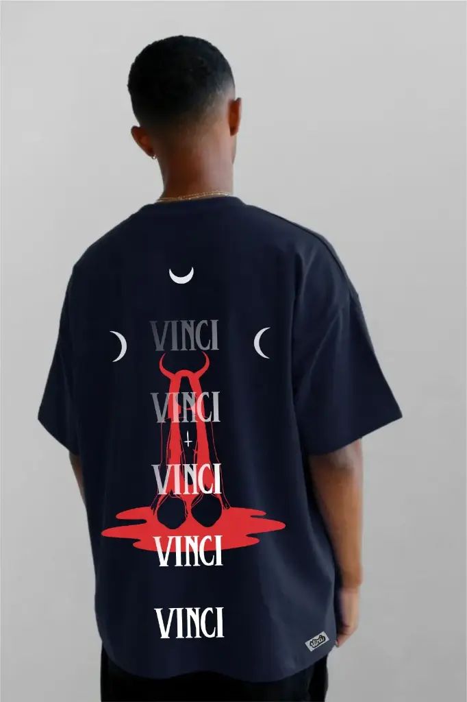 Camiseta Overzise Luna roja